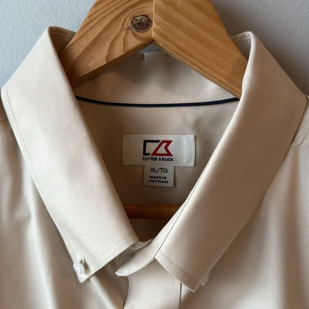 Cutter & Buck Khaki Button Down‎ - Picture 6 of 7